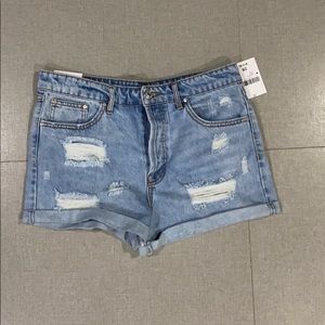 Brand New Forever21 Girlfriend Ripped Denim Shorts